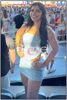 Allana Julia. Amiga en A Coruña